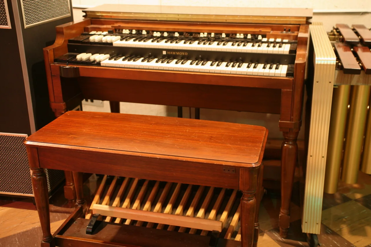 A Hammond B-3 organ at RCA Studio B with two manuals, drawbars, bench and pedalboard