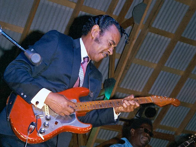 Pee Wee Crayton performing at the 1970 Ann Arbor Blues Festival, Ann Arbor, Michigan, August, 1970. Photo by Jeff Titon.
