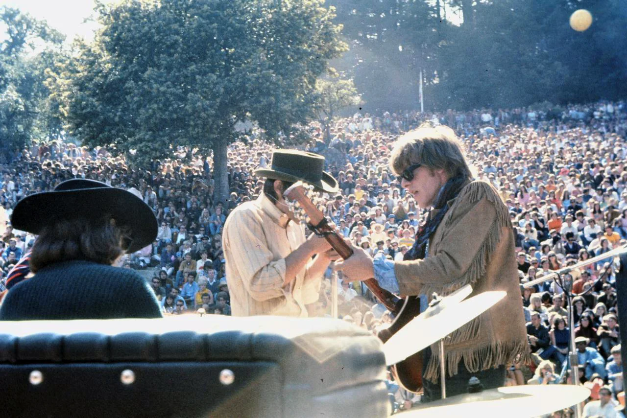 Grace Slick, Marty Balin and Paul Kantner of Jefferson Airplane performing at Fantasy Fair in 1967