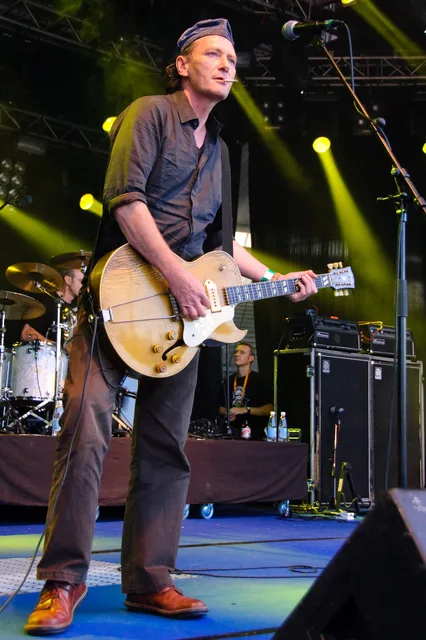Geordie Walker at Ilosaarirock in 2009