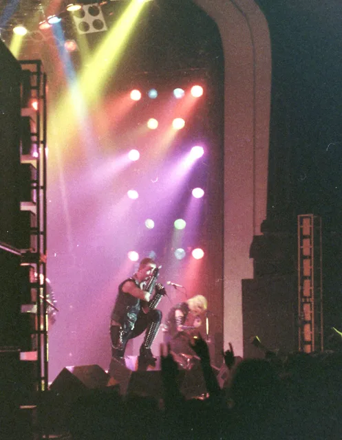 I Judas Priest dal viṿ a Cardiff in dal 1981