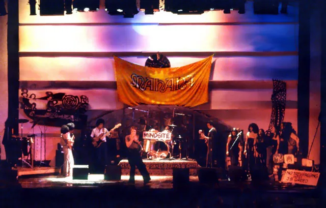Mahana at Nambassa's Redhat Theatre in 1981