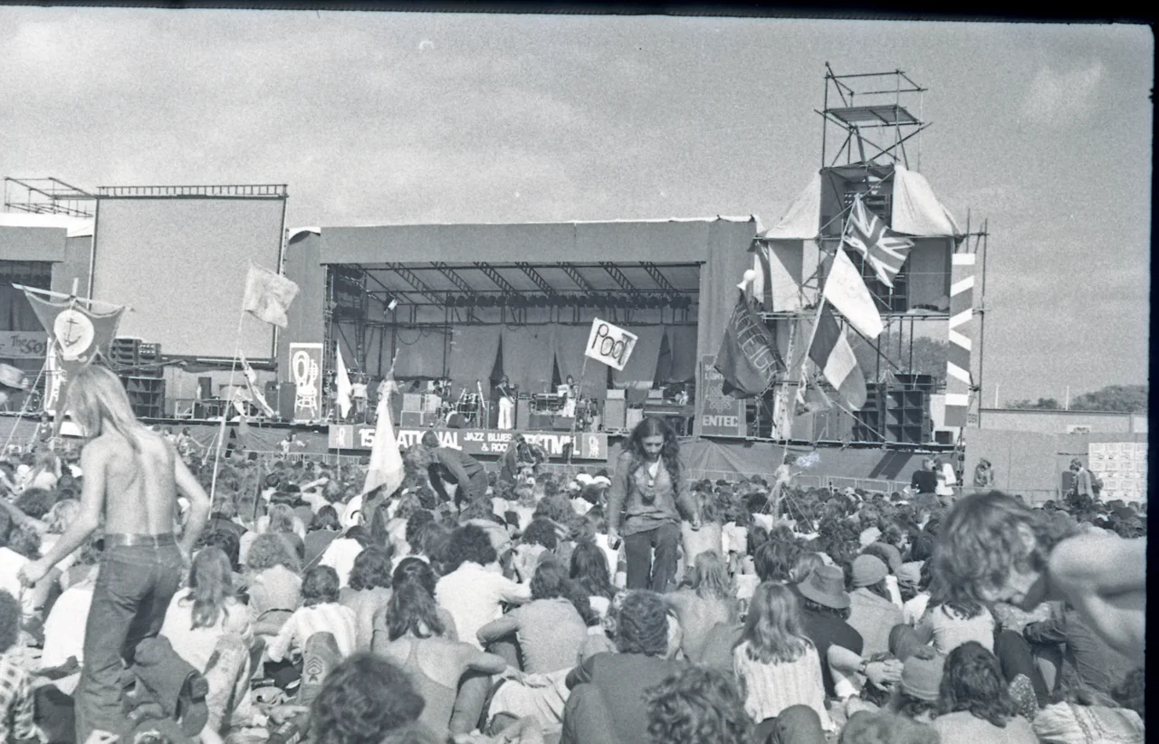Audience and festival structures at Reading Festival in 1975