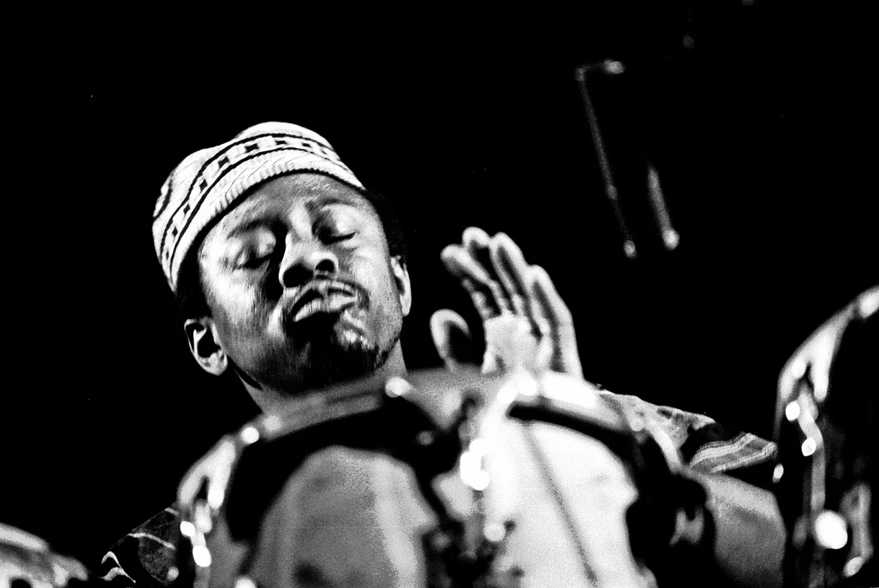 Percussionist Rebop Kwaku Baah performing in Hamburg